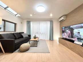 R-Akabane House